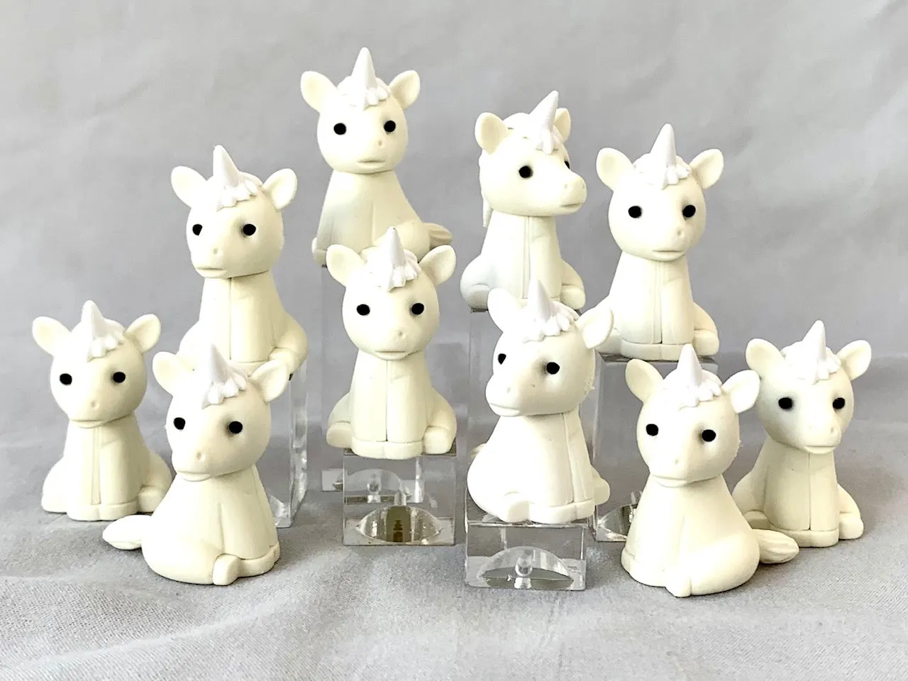 38056 WHITE UNICORN ERASER-60