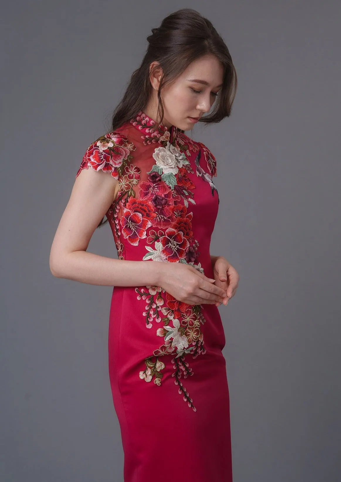 Juliet Rose Cap Sleeves Straight Qipao