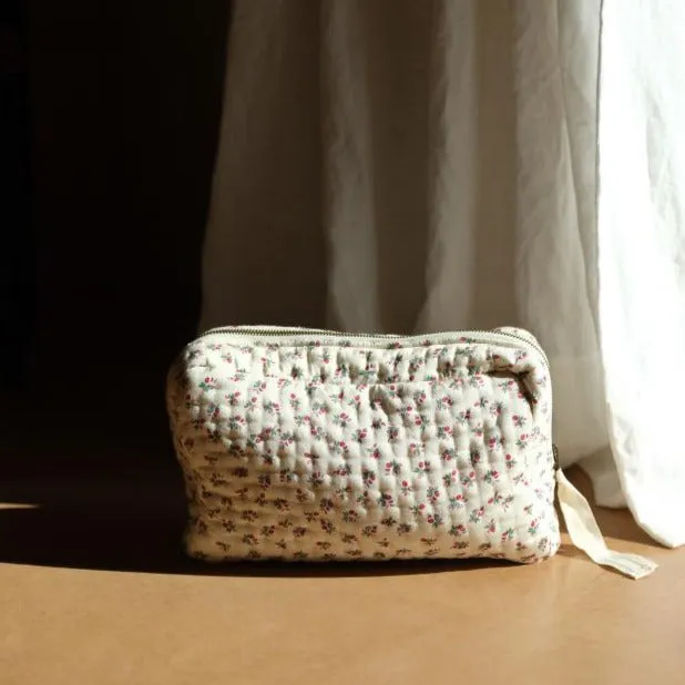 Konges Sløjd Toiletry Bag Quilted | Fleur Tricolore