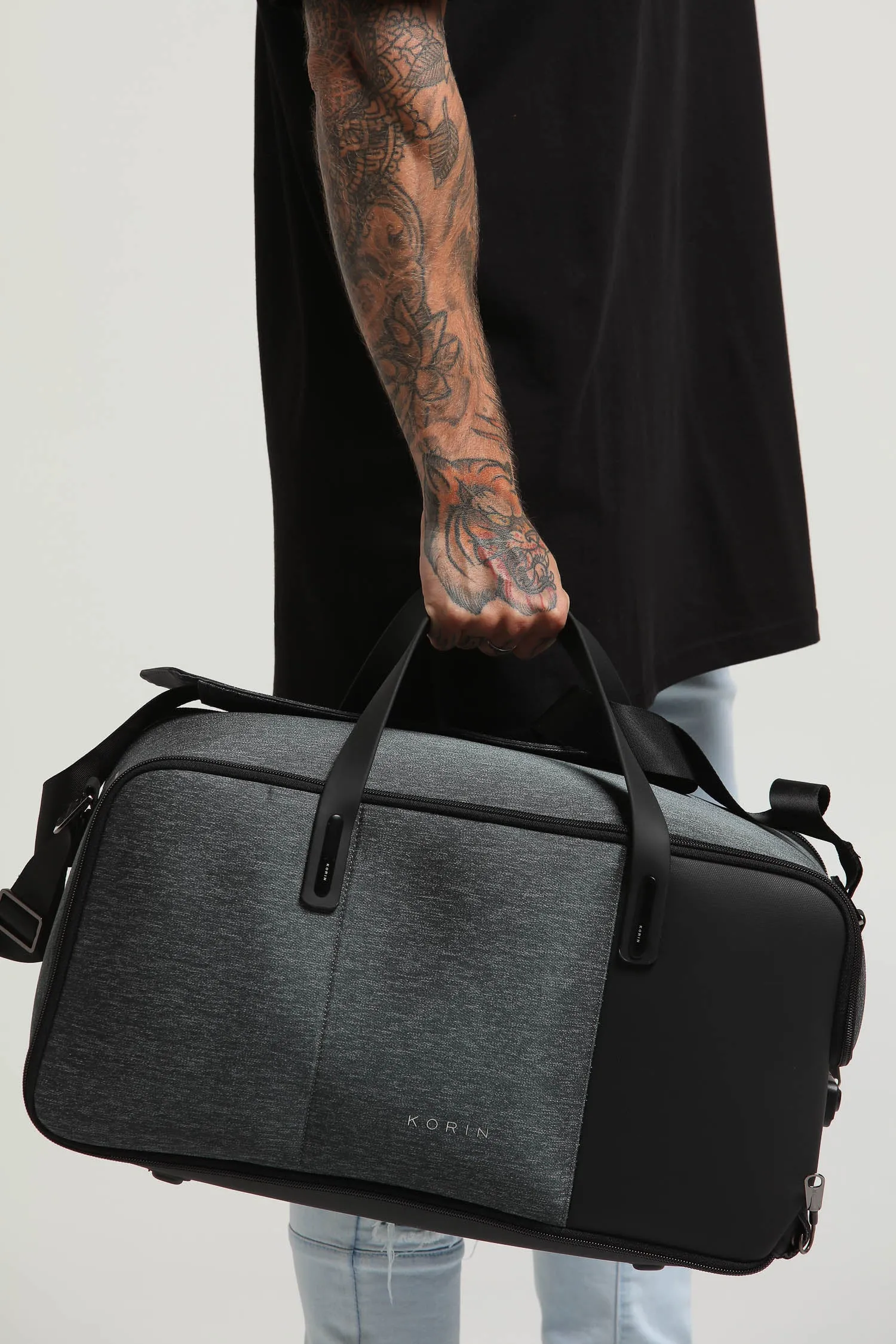 Korin Flexpack Go Duffle Bag Charcoal/Black